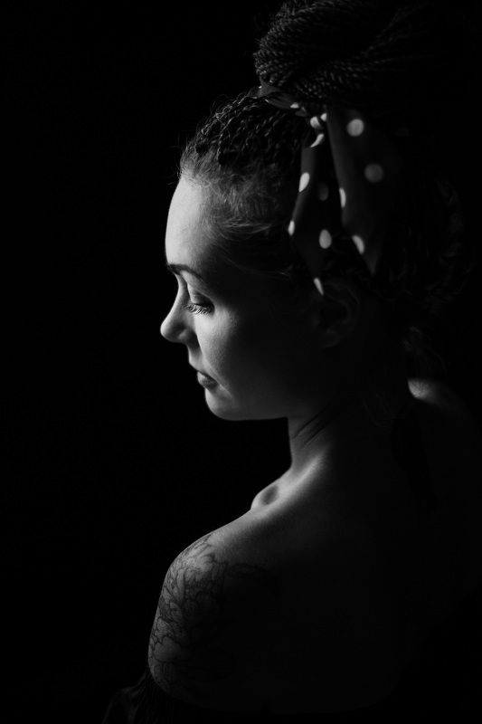 девушка, , взгляд, черно-белое, волосы, портрет *** фото превью