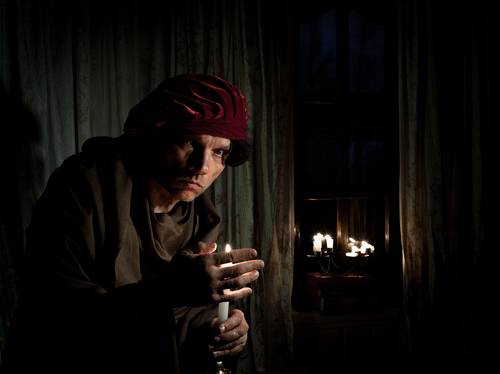 Поздним вечером...