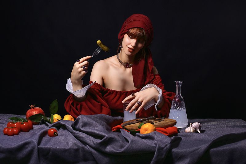 Ренессанс, Возрождение, Постановочное фото, Жанровый портрет, Девушка с огурцом, Натюрморт, Средневековье Ренессанс фото превью