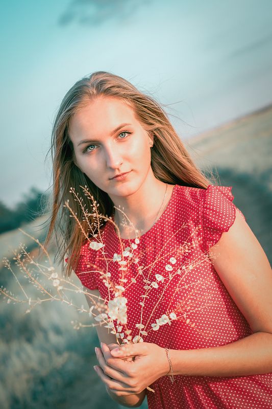 портрет, девушка Любовь фото превью