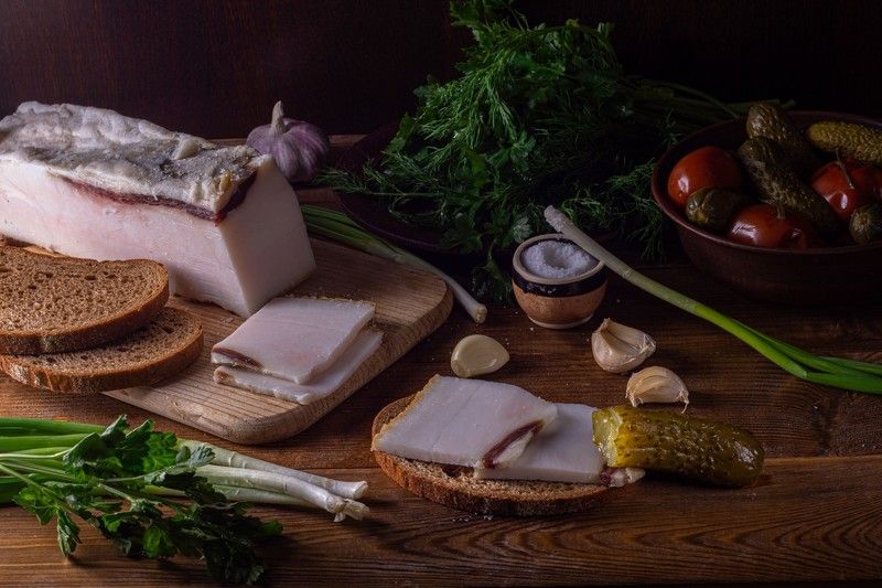 завтрак, сало, рустик, овощи, еда, хлеб Завтрак фото превью