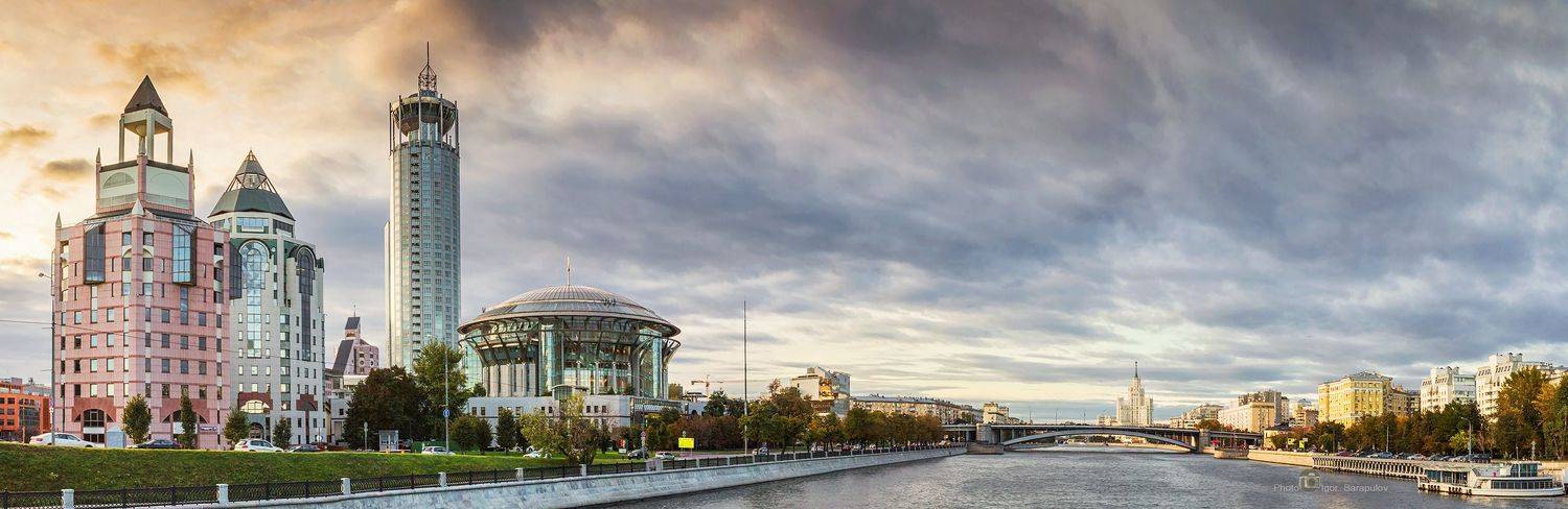 столица, москва,бизнес центр, риверсайд тауэрс, осенний вечер, река москва, панорама, осень, сентябрь, садовое кольцо, небо, на склоне дня,   краснохолмская набережная, космодамианская набережная, интересная москва, достопримечательности, дом музыки,, Сарапулов Игорь