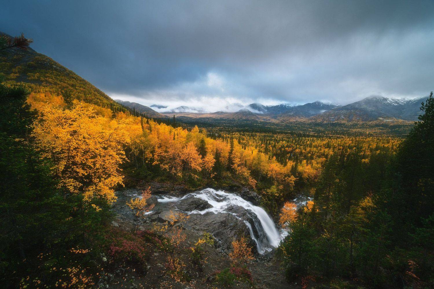 россия, мурманская область, кольский полуостров, пейзаж, природа, осень, заполярье, рассвет, хибины, водопад, река, Оборотов Алексей