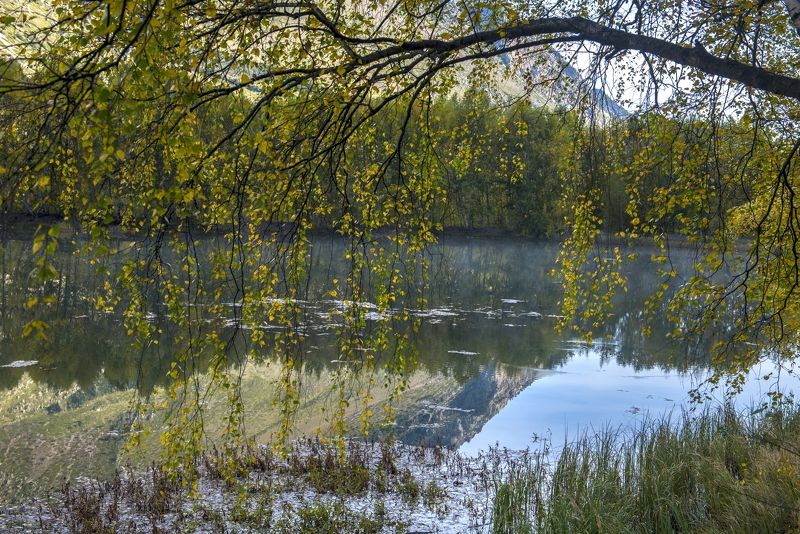 Сентябрь на Комсомольском озере фото превью