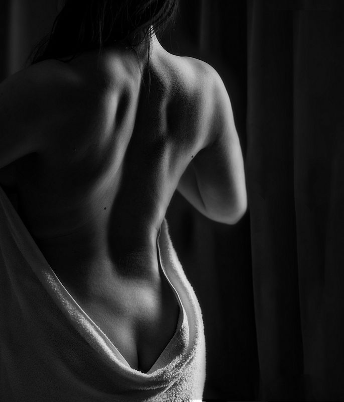 портрет, девушка, студийный портрет, ню, черно-белое BW nude фото превью