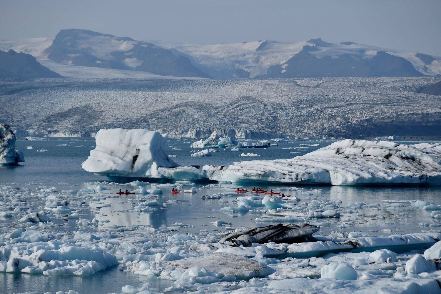 Landscapes, nature, Iceland, blue, red, boat, travel, J&ouml;kuls&aacute;rl&oacute;n, glacier, Vatnaj&ouml;kull National Park, lake, water, cold, ice, show, Atlantic Ocean, , Svetlana Povarova Ree
