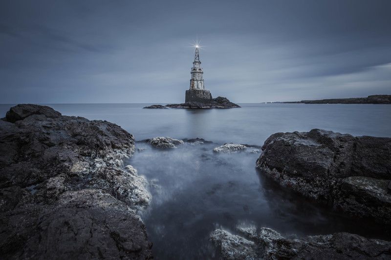 #sea#clouds#landscape #seascape Фарът и морето фото превью