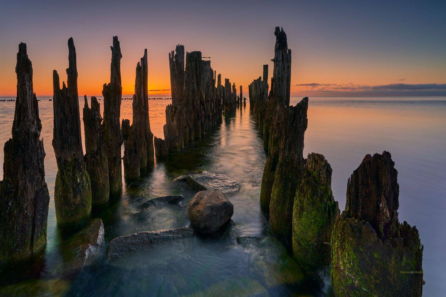 Stakes, landscape, sea, wall, sunrise, water, stone,, Roman Hudzik