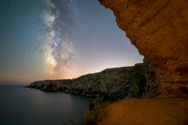 Simple nightscape shot from Black sea coast of Bulgaria фото превью