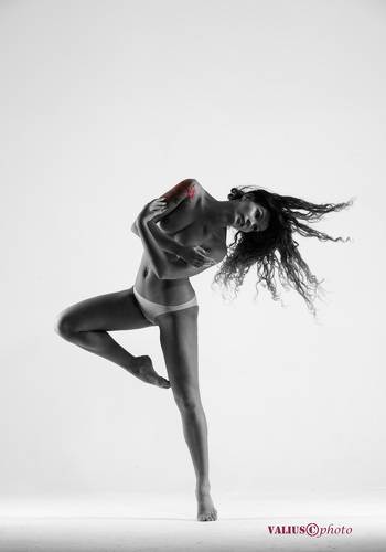 Обнаженный танец