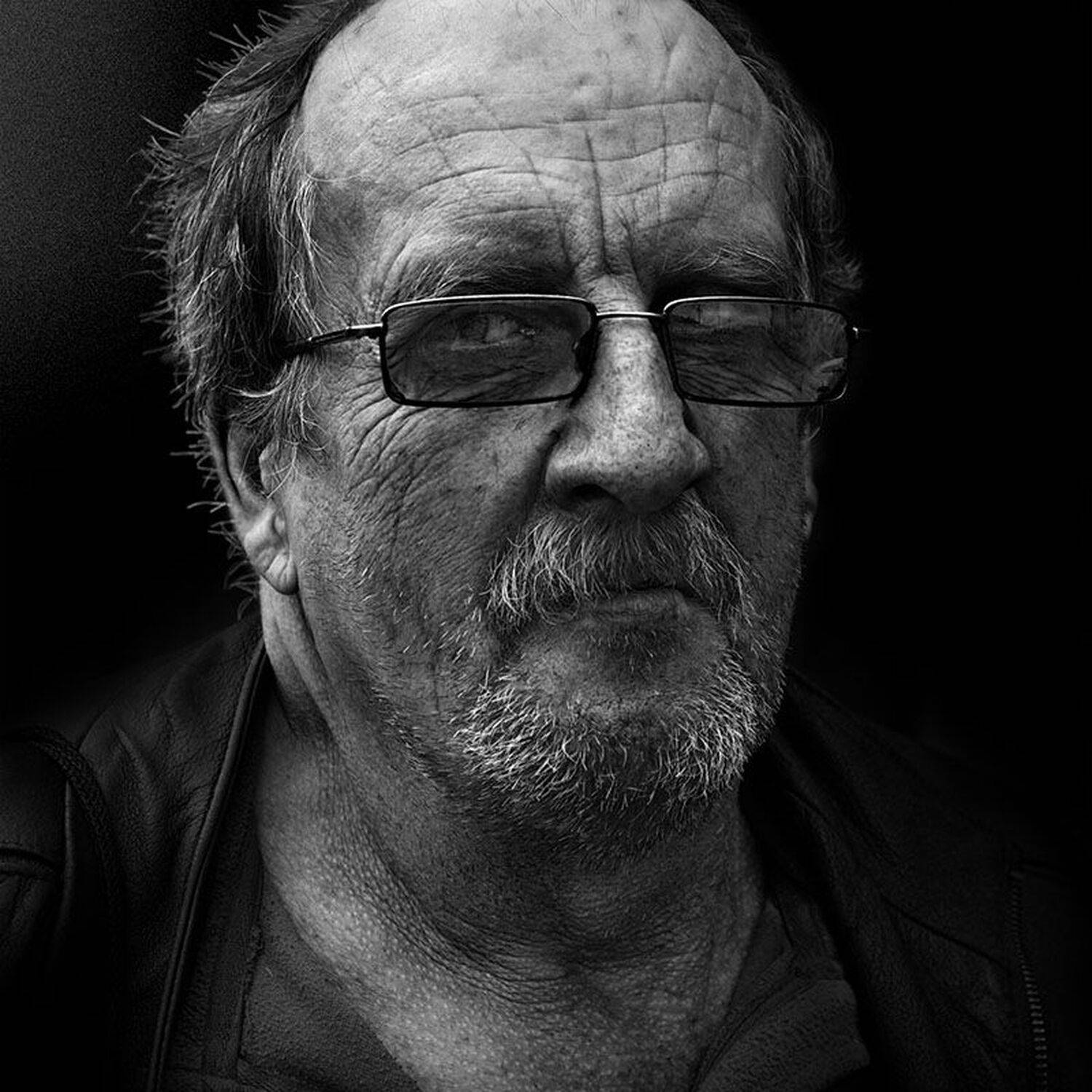 портрет, квадрат, калинин юрий ,ч/б фото, уличная фотография, юрец, люди, лица, город, санкт-петербург ,фотограф, street portrait, Юрий Калинин