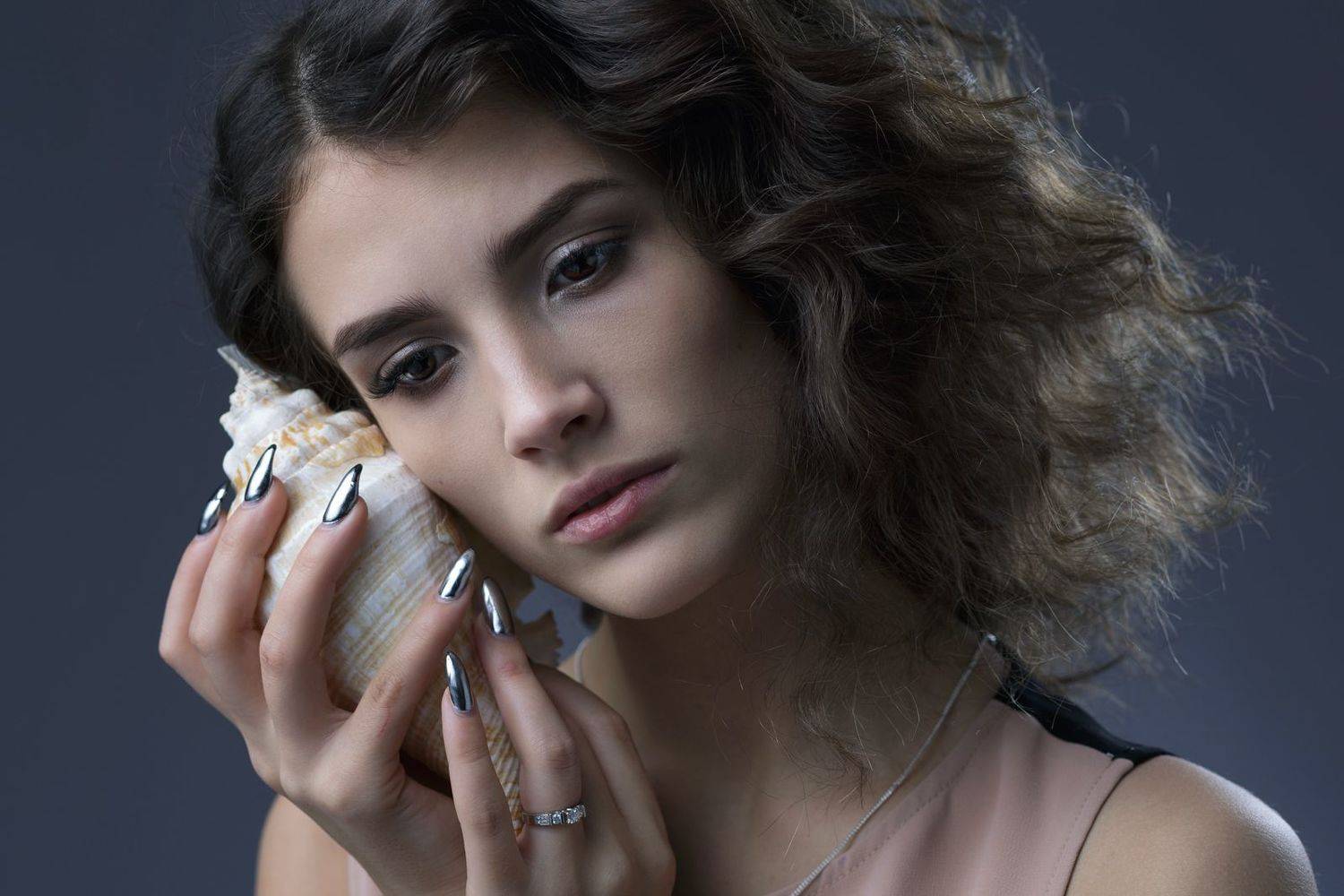 девушка, портрет. романтика, раковина, море, музыка, красивая, вдохновение, грусть, меланхолия, лицо, Игорь Парсаданов