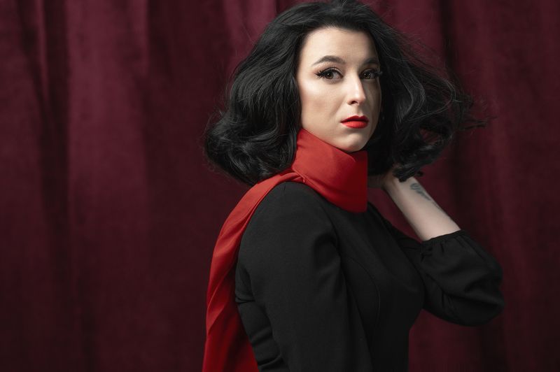 девушка, портрет, шарф Актриса фото превью