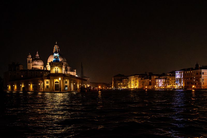 Venice at night. Grand Canal фото превью