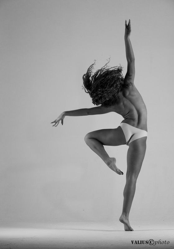 танец, балет, dance, ballet, girl, valius, sport, portrait, портрет, спорт, балерина, balerina, art, choreography, хореография, ню, эротика, nude, erotic, sex Обнаженный танец фото превью