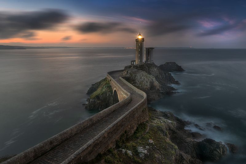 Windy morning фото превью