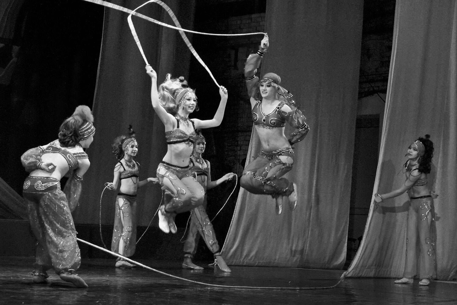 девочки, цирк, скакалка, апатиты, Николай Смоляк