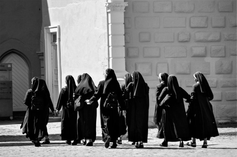 woman, street, city, old, walking, building, people, architecture, urban, walk, town, medieval, guard, couple When the Saints Go Marching In фото превью