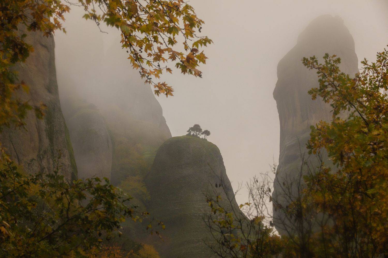 greece, meteora, rocks, mountains, fall, autumn, landscape, Roman Bevzenko