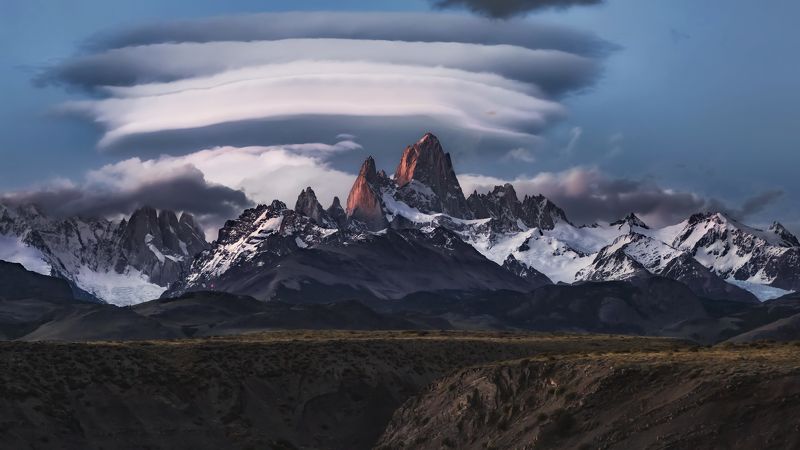 fitz roy, patagonia, argentina, lenticular cloud Lenticular cloud and Fitzroy фото превью