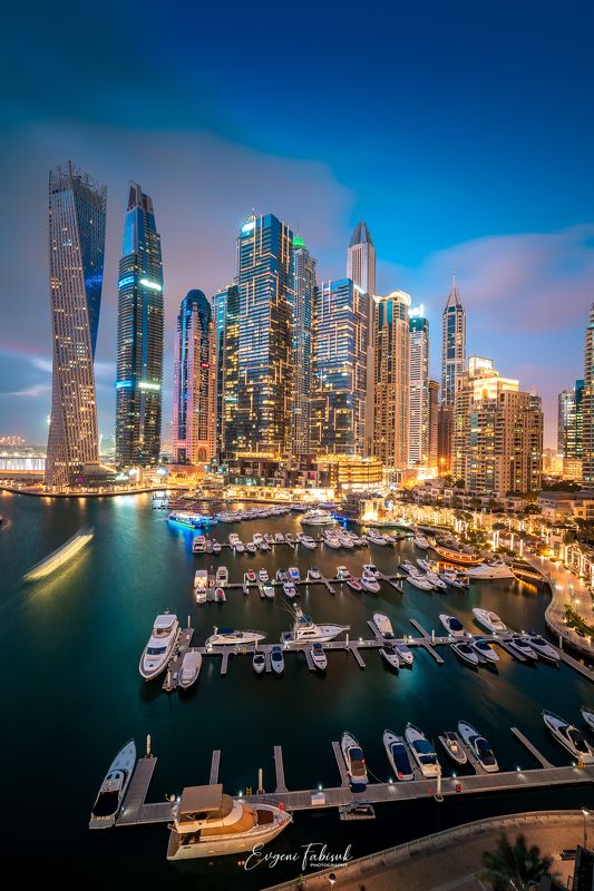 Dubai фото превью