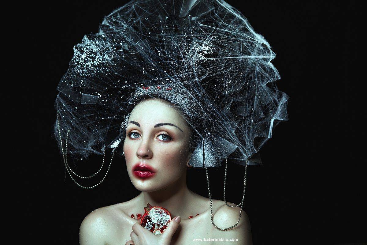 Pomegranate, kokoshnik, granat, portrait, close up, woman, model, art, fine art, lips, trendy, russia, russian, style, Катерина Клио