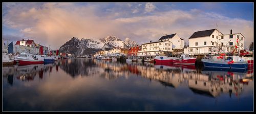 Lofoten- Henningsfaer