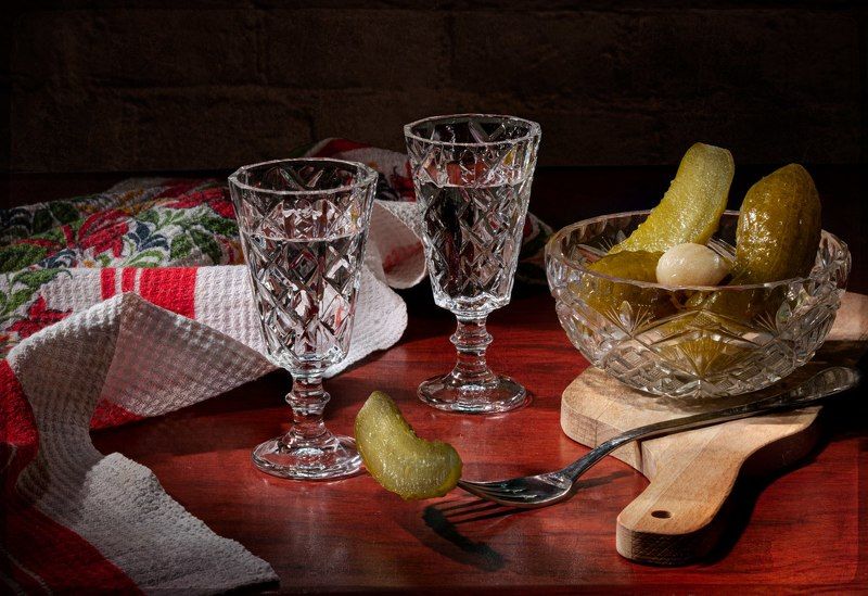 С солеными огурцами фото превью