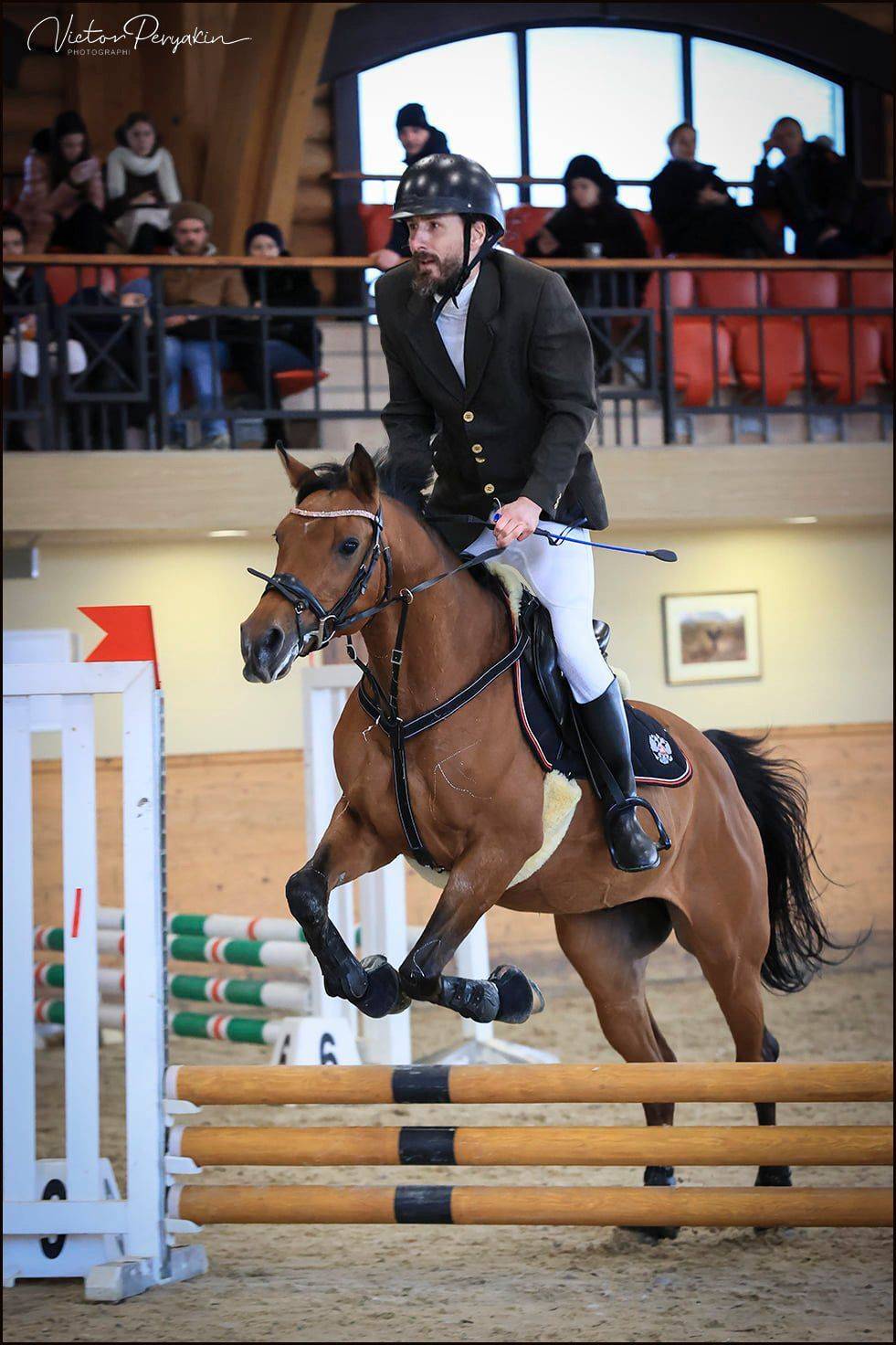 , Виктор Перякин