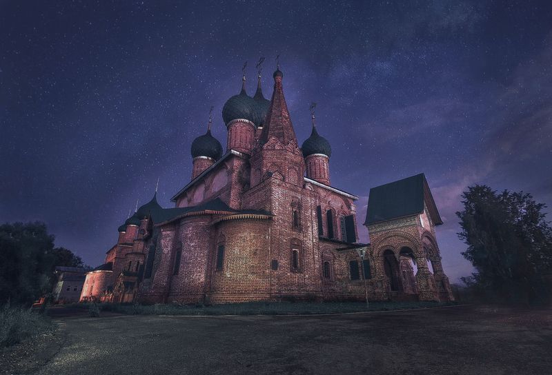 Храмовый ансамбль в Коровниках г. Ярославль фото превью