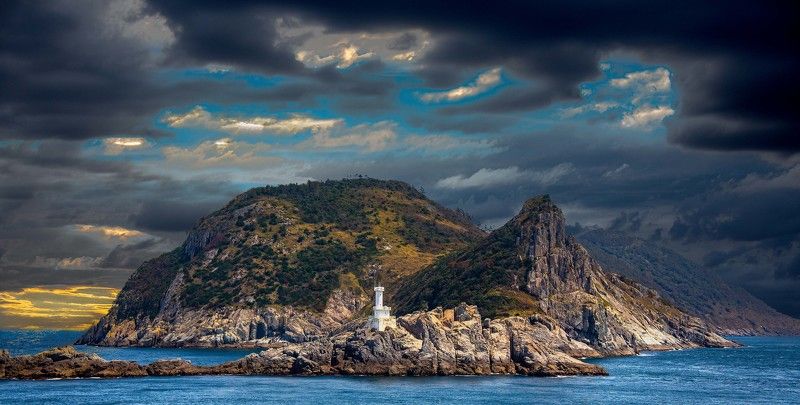 Маяк в Желтом море. Южная Корея фото превью