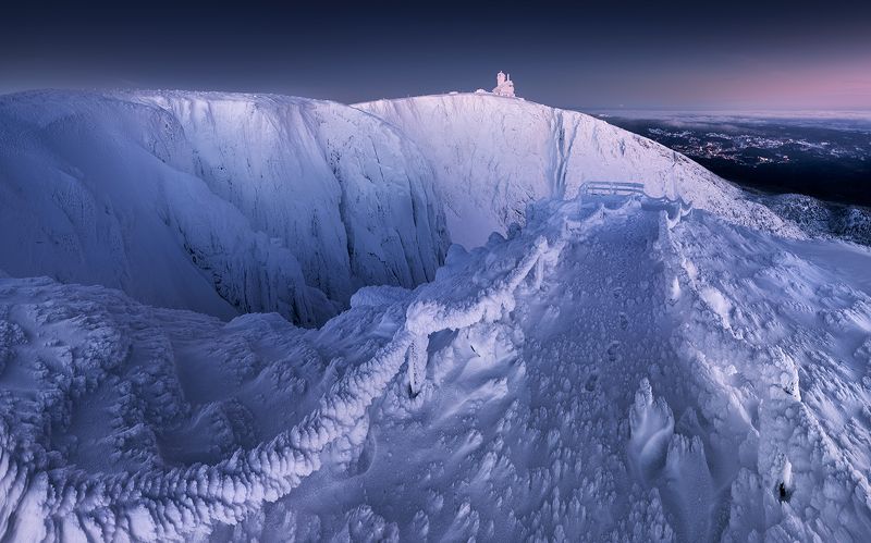 Snow Cirques