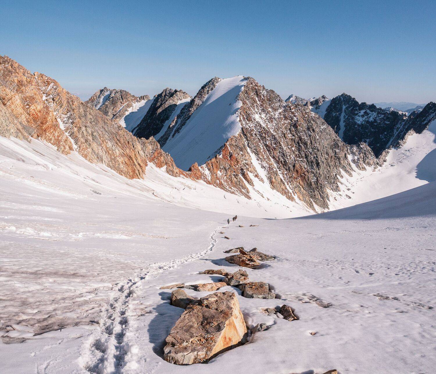 Якутия, хребет Черского, Буордах, горы, ледник, Evgeniy Khilkevitch