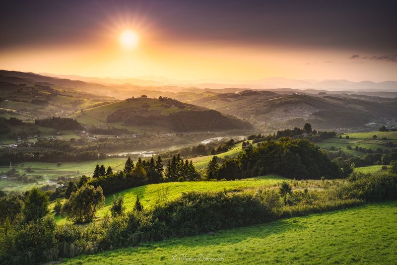 Poland, landscape, mountainscape, Carpathians, Beskids, Beskidy Mountains, Beskid Sądecki, Wola Krogulecka, Barcice, Poprad, Beskid Wyspowy, Mogielica, Gorce, Mountains, sky, nature, buildings, sun, golden hour, sunset, outdoors, trees, Nikon, D750, Tullu  Let Be Sun My Guide фото превью