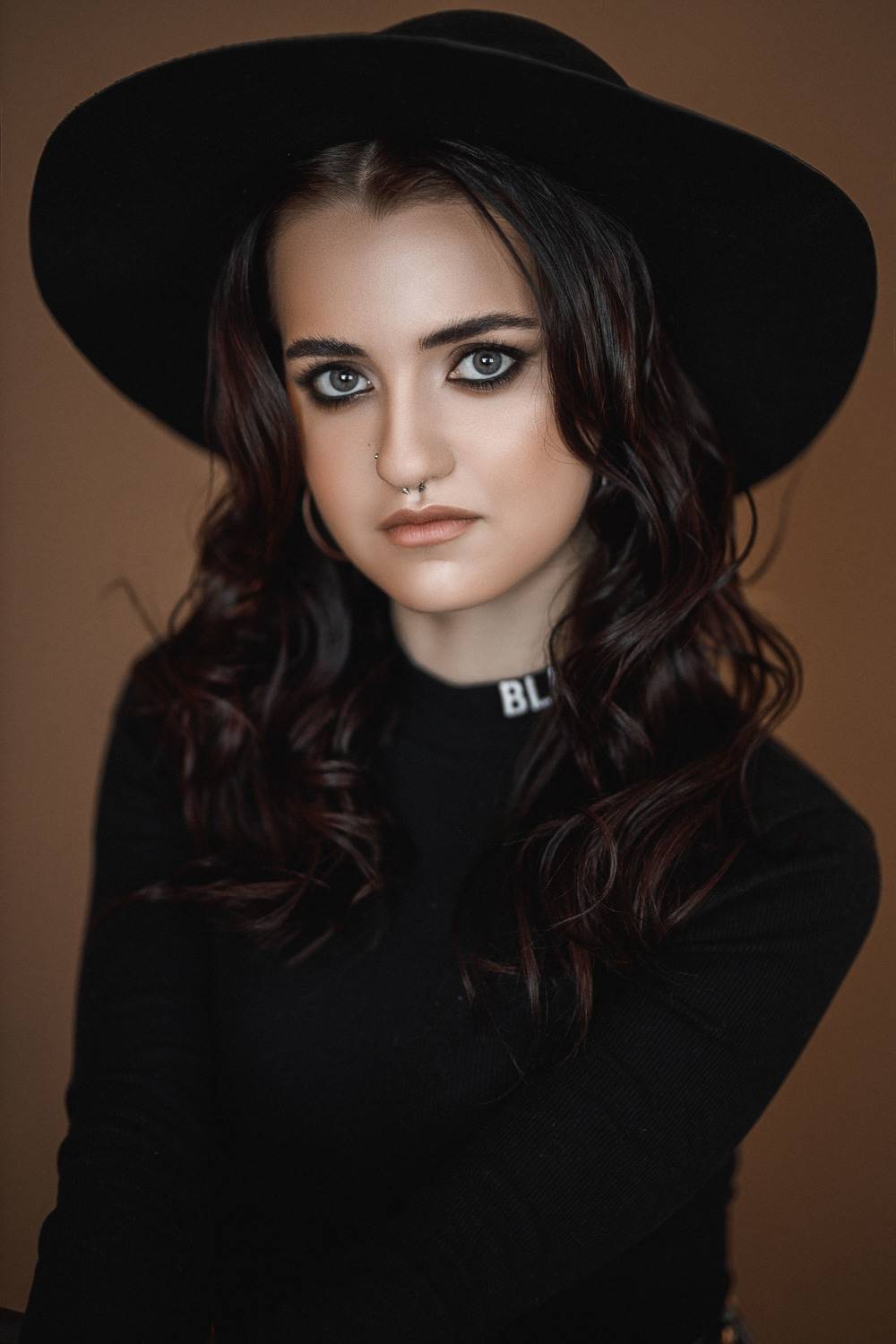 девушка, модель, портрет, фотосессия, студия, макияж, гламур, girl, model, modeling, young, portrait, make-up, творческий портрет, женский портрет, woman, young woman, glamour, постановка, постановочная фотография, fashion, Владимир Васильев