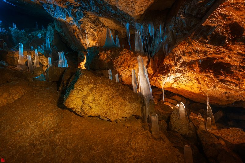 Пещера Темная фото превью