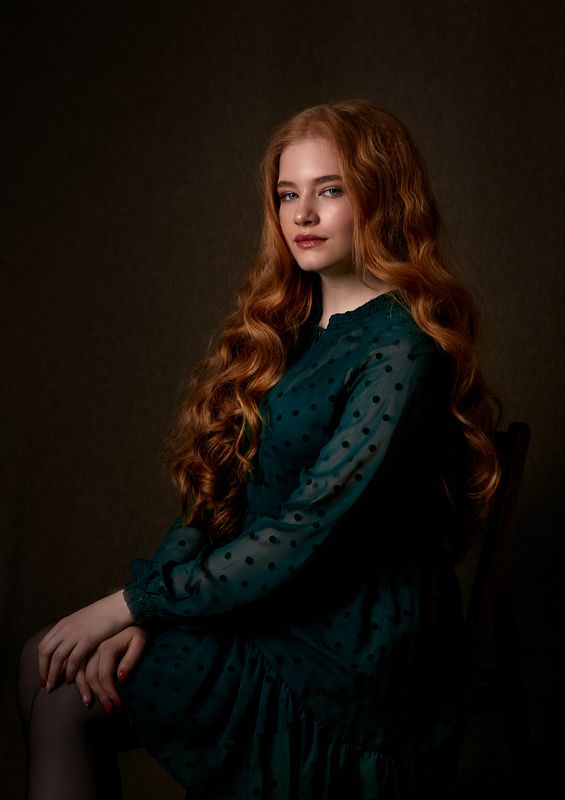 рыжеволосая девушка   фото превью