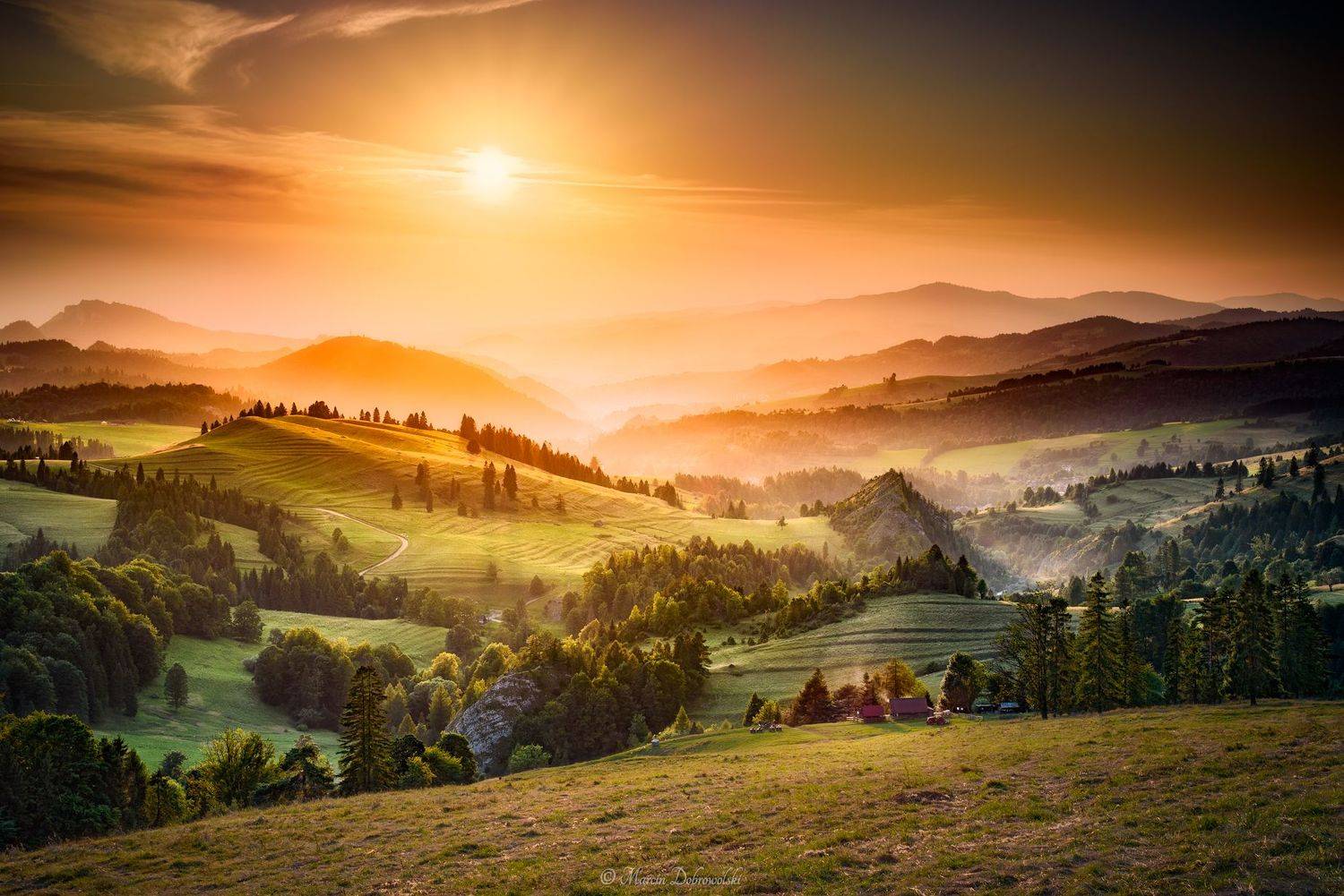 carpathians, golden hour, landscape, mountains, mountainscape, nature, nikon, no people, outdoors, pieniny, poland, sky, sun, sunset, lubań, tullusion, trzy korony, rozdziela, jarmuta, czerteż, smolegowa skała, пейзаж, горы, пенины, польша, закат,  Marcin Dobrowolski
