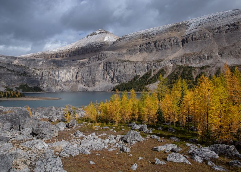 ОЗЕРО В КАМНЕ фото превью