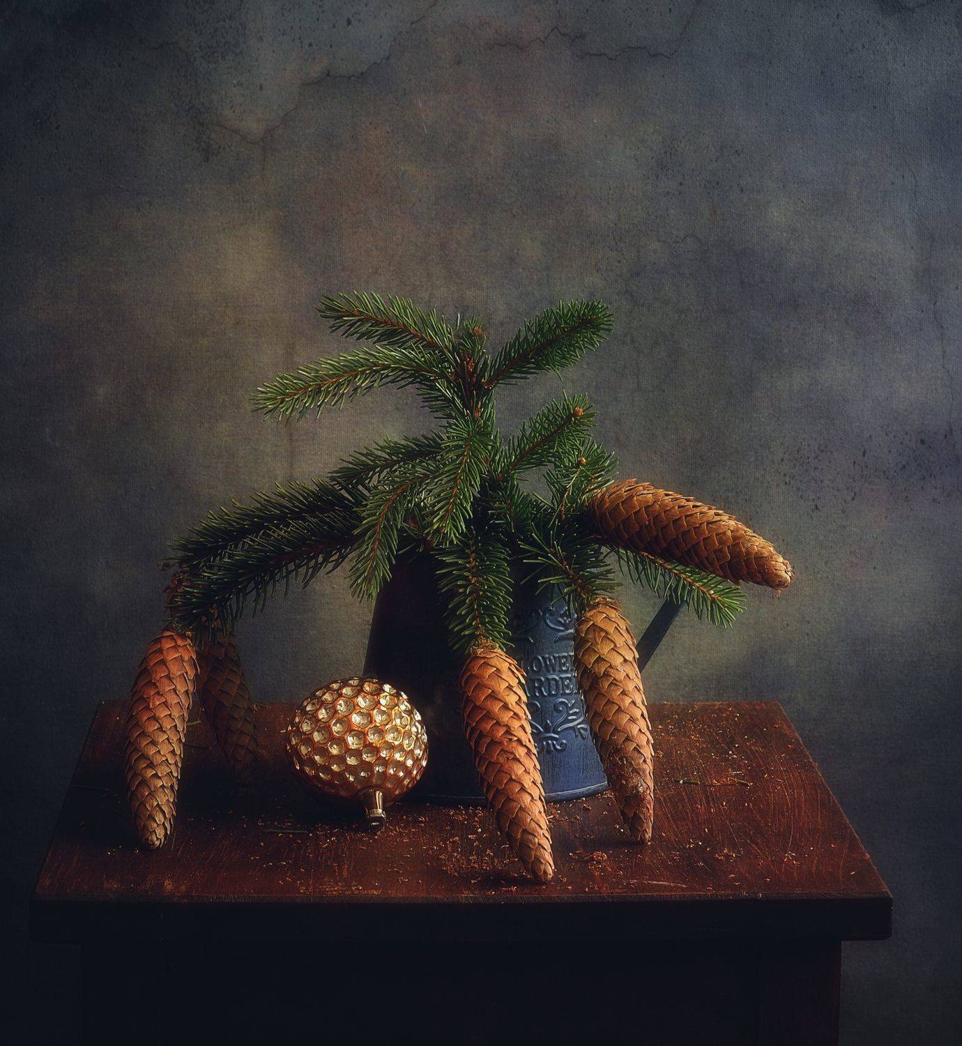 натюрморт,композиция,праздник,зима,шишки,игрушки,елка, Наталия К