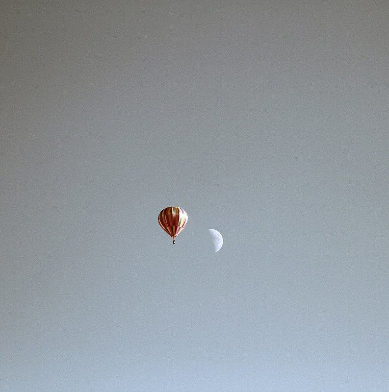 Balloon to the Moon фото превью