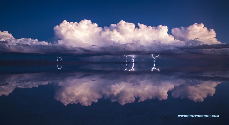 The Night of UYUNI фото превью