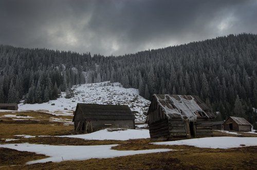 Когда весна приходит из-за гор