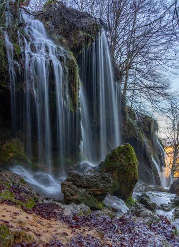 Etropole waterfall