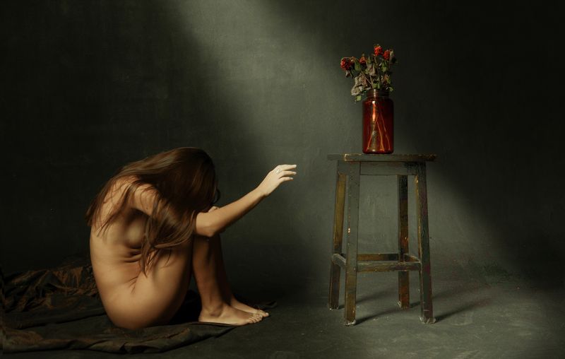 light #magic #noedit #artportrait #artconcept #conceptart #nikonua #nikonportrait #silk #bodyline #modelkharkiv #ukraineart touch the light фото превью