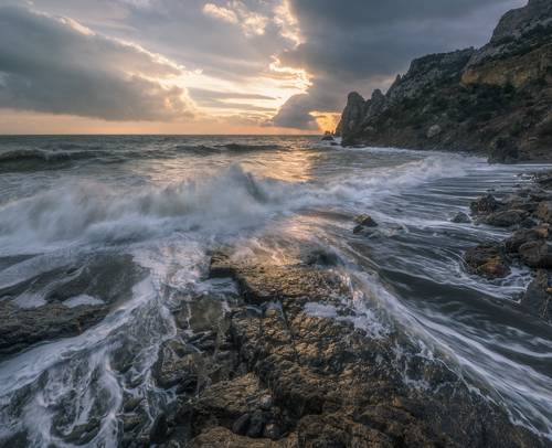 Шторм на Царском пляже