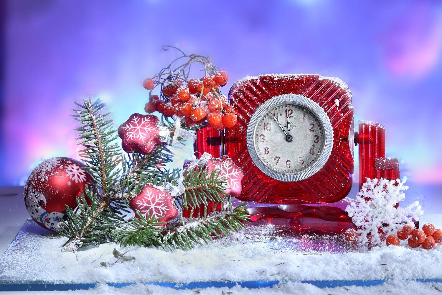 натюрморт часы новогодние игрушки ветка, Шруб (Беляева) Татьяна