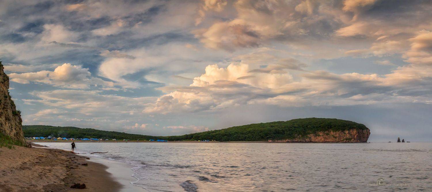 японское море, шатёр,  рыбалка, путешествия, путешествие на автомобиле, простор, дикий кемпинг, приморье, приморский край,  пейзаж, палатка, кекуры, морское побережье, рыба-кит,  дальний восток, гребешки, бухта безымянная, бухта, берег,, Сарапулов Игорь