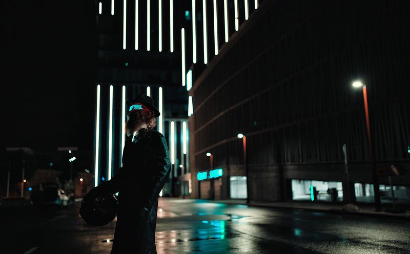 #noirblade #tonybladephoto #godoxad200 #godoxad300pro This city need a Hero фото превью