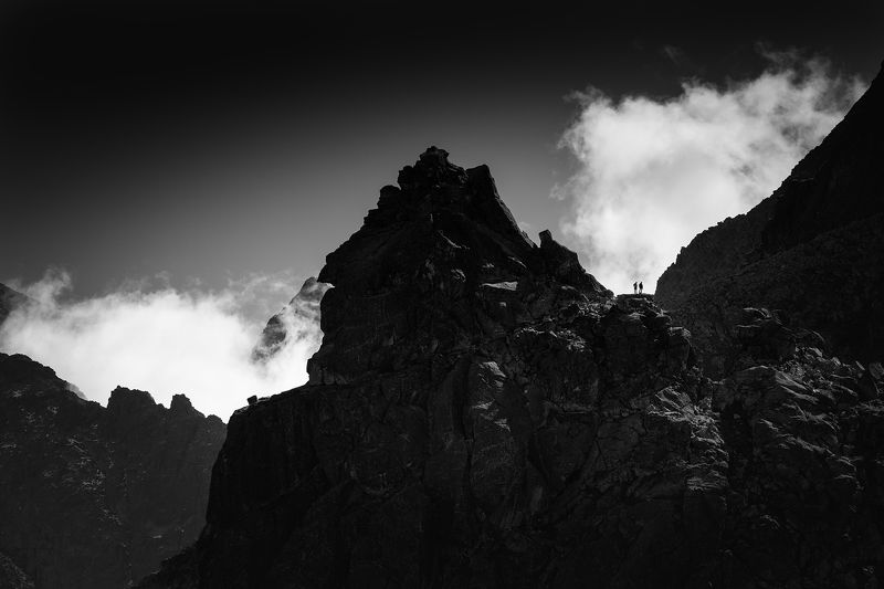 In the Mountains фото превью